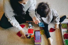 babysitting-jobs-japan-4