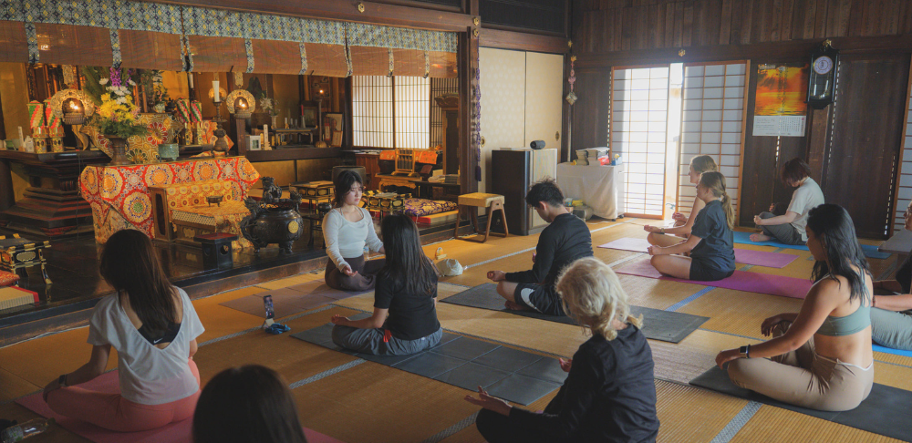 [OSAKA] 🇯🇵 Temple Yoga Experience 🧘🌿